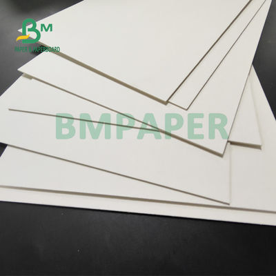 1.4MM 1.6MM Papel absorbente blanco para montacargas de alta absorción 70 x 100cm