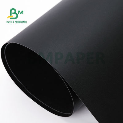 150gm 200gm cartón de papel Kraft negro para el embalaje de regalos 70 x 100cm Buena rigidez