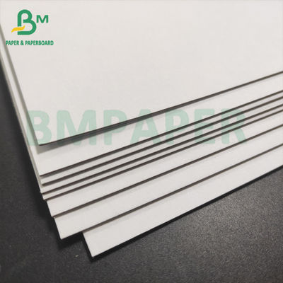 Hoja de cartón plano blanco sin recubrimiento de 1,5 mm y 2 mm de espesor