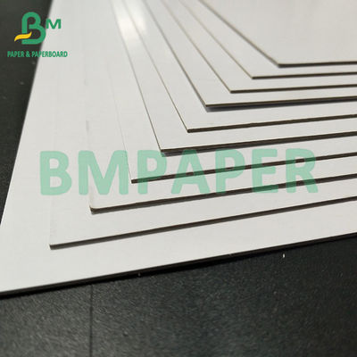 Personalizar el tamaño de lado único de bajo costo y alta absorción de tinta de la placa dúplex para el producto de embalaje de la caja