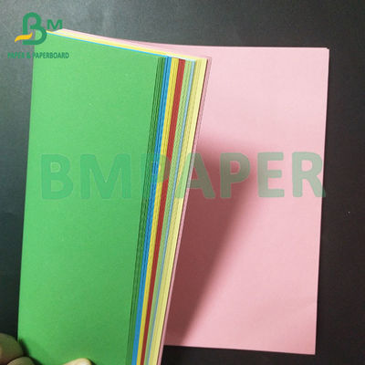 Papel de impresión offset de color de alta suavidad y opacidad para el correo