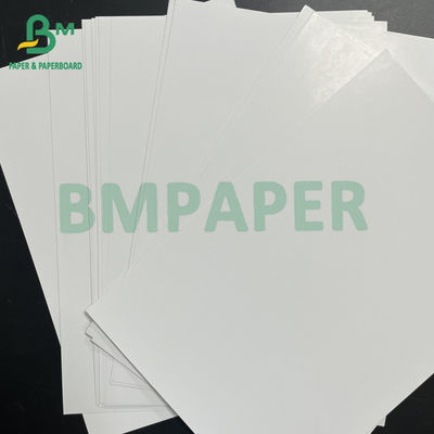 Papel de arte C2S de 300 gramos blanco recubrido de dos lados y brillante