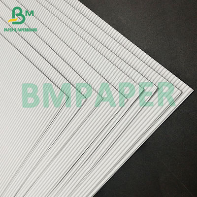 Hojas de cartón ondulado de doble capa de una sola cara F Pit 1 mm Caja de embalaje cosmético Material especial Envasado en rollos