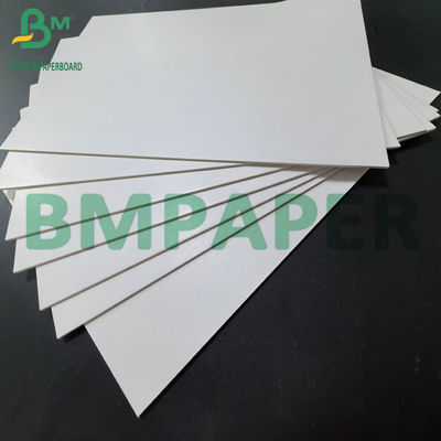 1.5mm 2mm Dos lados montar hojas de tarjeta de color blanco para hacer marco de foto