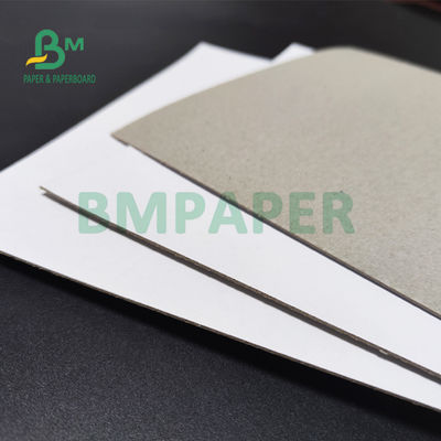 1.5 mm 2 mm Panel de doble recubrimiento blanco laminado para la caja de ropa 700 x 1020 mm