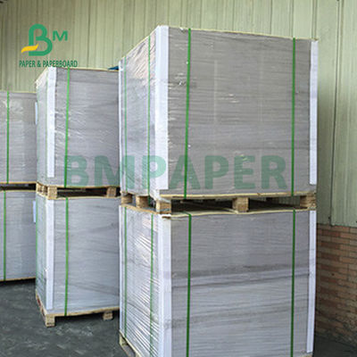 1.5 mm 2 mm Panel de doble recubrimiento blanco laminado para la caja de ropa 700 x 1020 mm