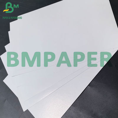 300 g Papel de cartón recubrido de doble cara y núcleo negro contra la falsificación