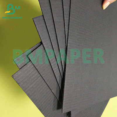 110+110+110gm Papel de celulosa de reciclaje negro 3 pli E cartón ondulado para embalaje
