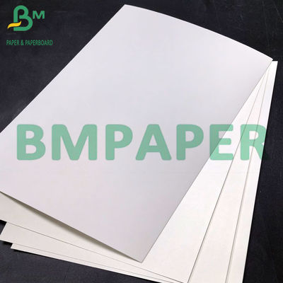 Papel de embalaje para alimentos con recubrimiento unilateral en PE mate de 270 g+15 g Cartón blanco