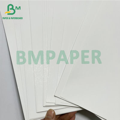 Papel de sofá de seda de madera virgen