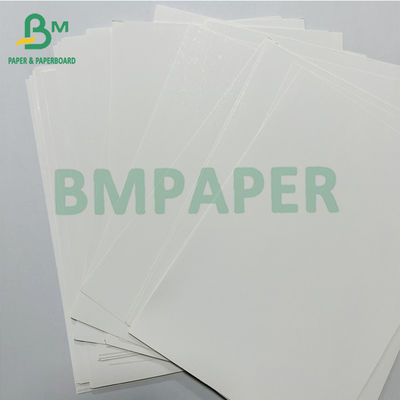170 gm de papel blanco con excelente efecto de impresión