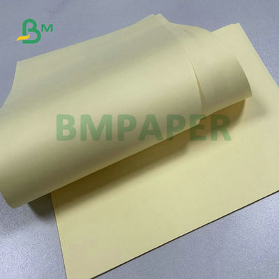 65 gramos 70 gramos 75 gramos A4 Papel de libro de crema sin recubrimiento garantizado para la impresión de libros de periódico