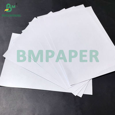 Impresión de offset de gran volumen de 80 g de papel de libro sin madera sin recubrimiento en hojas