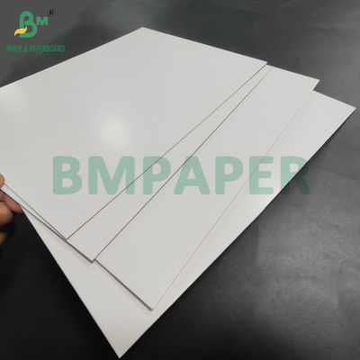 1MM 1.5MM Papel blanco recubierto de cartón triplex para cajas de ropa 24 x 36 pulgadas