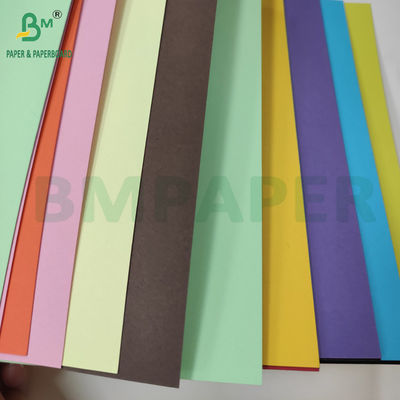 Papel blanco y coloreado sin revestimiento 70 gm 80 gm Papel de copia artesanal a color