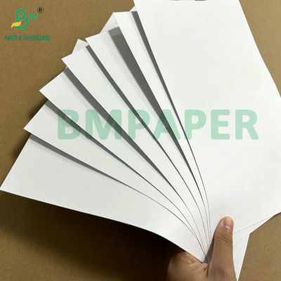 60 gr 70 gr CIE 158 Oba Papel libre sin revestimiento sin madera para el manual del producto