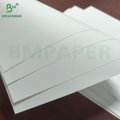 Papel sintético PET blanco a prueba de agua 200 micrones 230 micrones para menú de restaurante