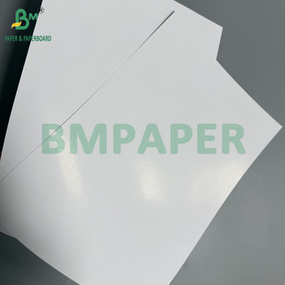 Papel de arte recubierto con C2S de alta blancura 250GSM Hojas de papel de cubierta brillante