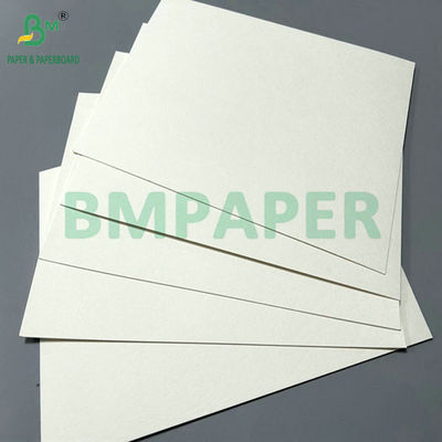 900 X 1194 mm 100% Blanco puro 0,6 mm 0,7 mm espesor Papel absorbente para montacargas