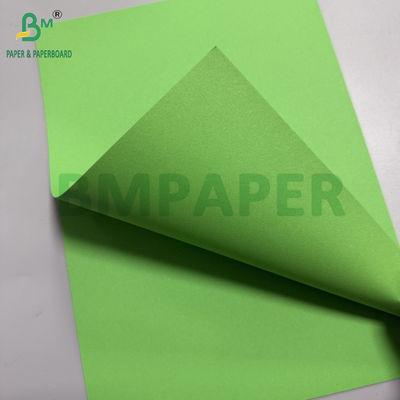 80 gm Papel sin madera verde loro de 25,5" x 38,5" Hojas de papel de color