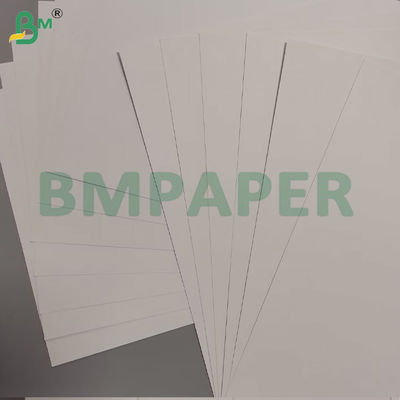 70 * 100cm Papel de fianza sin recubrimiento Impresión offset Hoja de alta luminosidad