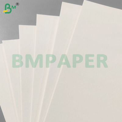 Hojas de papel de pulpa de madera que absorben la humedad para calcetines y etiquetas