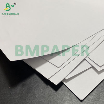 290gm 300gm Papel de núcleo negro Cartón blanco para crear tarjetas comerciales
