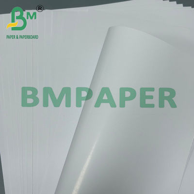 150gm C2s de alta brillo Papel de arte de seda blanca Tabla de brillo para cubiertas