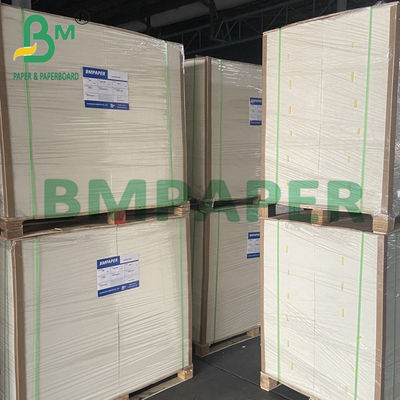Papel absorbente de 2 mm de alto blanco sin recubrimiento de superficie lisa 70 * 100cm