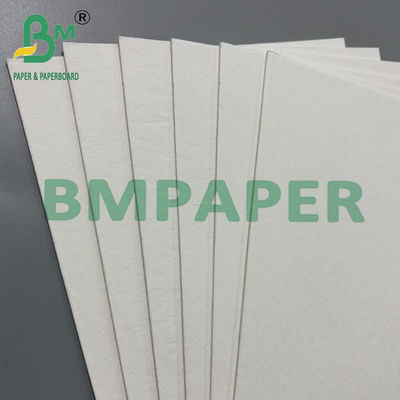 Papel absorbente de 2 mm de alto blanco sin recubrimiento de superficie lisa 70 * 100cm
