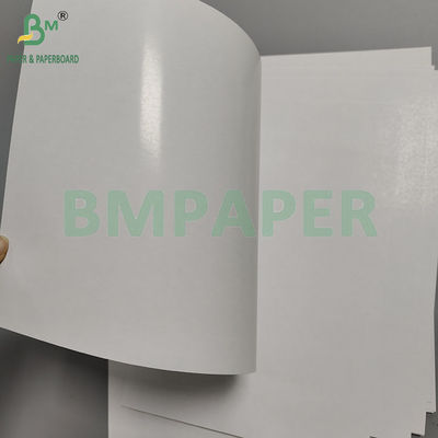 300gm 310gm Papel de cartón de núcleo negro para cartas de juego
