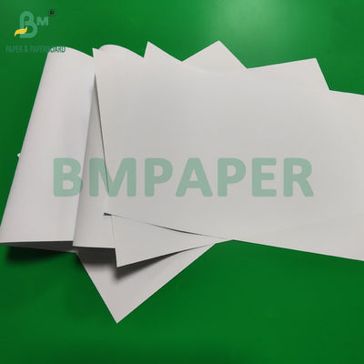 Papel de texto liso digital blanco de 60 libras para sobre de 23' x 35' de alto brillo