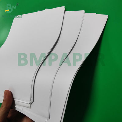 Papel de texto liso digital blanco de 60 libras para sobre de 23' x 35' de alto brillo