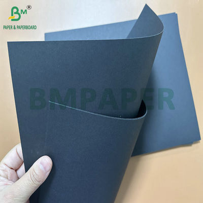 300 gramos 350 gramos 65 x 90 cm Papel Kraft Negro sin recubrimiento para caja de regalo