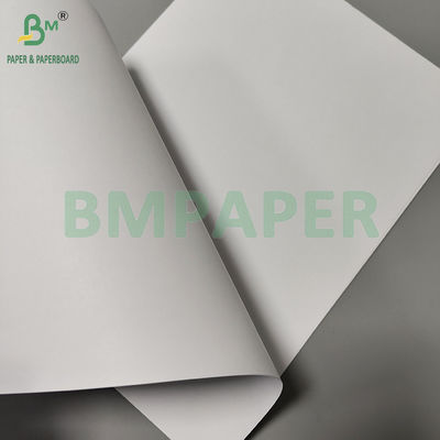 Papel sin revestimiento de madera de alta blanqueza para la fabricación de varios libros