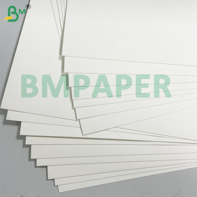 200 g 210 g Extensibilidad fuerte Papel de bolsillo blanco para la fabricación de tazas de papel