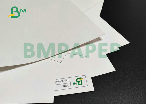 1000 mm 1100 mm 200 gramos Papel Kraft blanco rígido para la producción de núcleos de papel de tubo