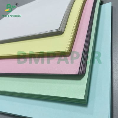 20LB 21LB 8.5 &quot;x 11&quot; papel en blanco NCR Imagen negra para facturas sin carbono de 2 a 5 partes