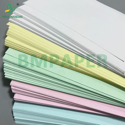 20LB 21LB 8.5 &quot;x 11&quot; papel en blanco NCR Imagen negra para facturas sin carbono de 2 a 5 partes