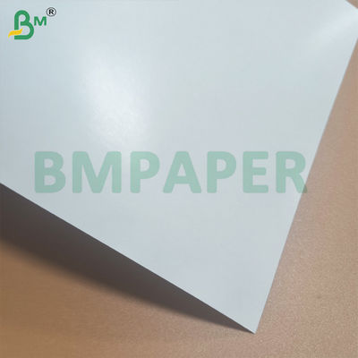 Papel de cartas de juego de alta calidad C2S Blanco recubrido brillante y núcleo negro