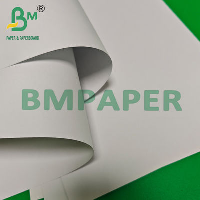 Papel blanco resistente a la humedad de 68 gramos para etiquetas de botellas de cerveza de vidrio de vino