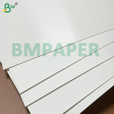 210 g + 15 g de papel mono PE revestido con 100% de pulpa de madera virgen