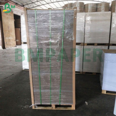 Papel negro laminado de cartón gris de un lado de 2 mm de espesor para el embalaje
