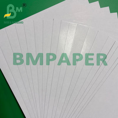 300 gramos de papel de núcleo azul de doble lado revestido de hojas de cartón de juego
