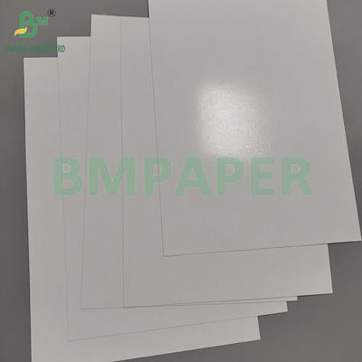 250 gm 300 gm A4 doble lado Impresión láser brillante Papel de cartas de juego de comercio