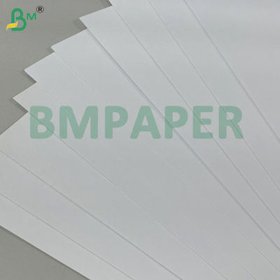 140g 160g Resistencia al pliegue suave Eco-friendly Papel blanco alto sin madera para folletos Portadas de libros