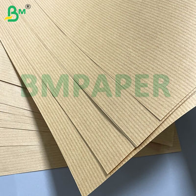 50gm 60gm 70gm Papel Kraft de color marrón rayado ligero resistente a las lágrimas Brillo de un lado Excelente para el embalaje de flores Embalaje de pan