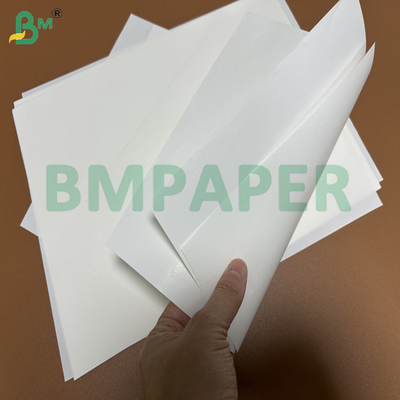 Ancho de 61 cm Papel de alta resistencia en húmedo de 68 g/m² y 70 g/m² para etiquetas de botellas de bebidas