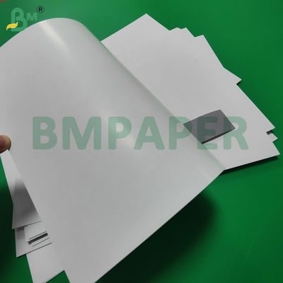 Papel de póquer negro brillante de 310 g 320 g con núcleo para cartas de juego anti-miradas 8.5'' x 11''