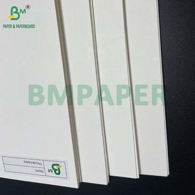 Cartón absorbente blanco de 390GSM y 0,7MM para posavasos